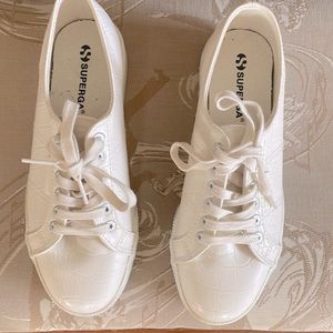 Superga White Crocodile Laceup Sneakers Platform size 8